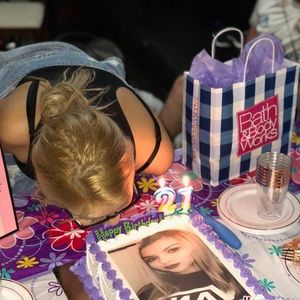 Meet your Posher, Jaslyn